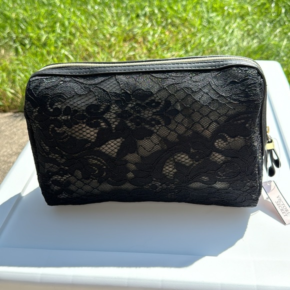 Victoria’s Secret black lace cosmetic bag with gold hardware - Picture 3 of 9